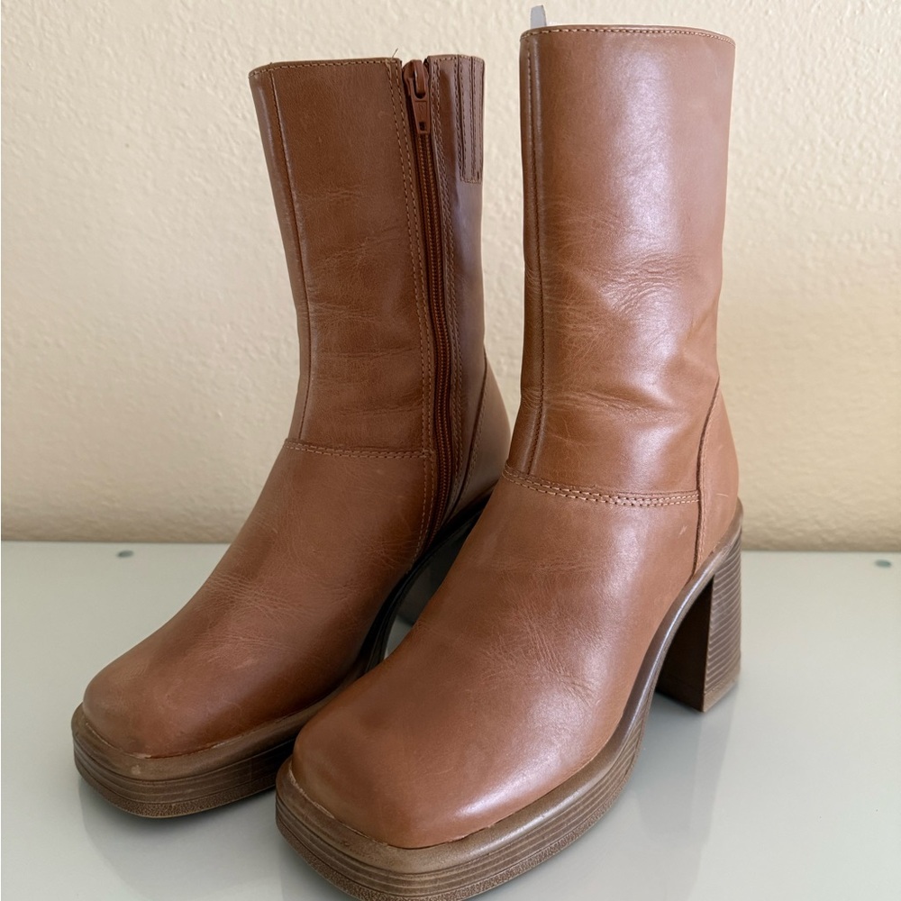 Steve Madden Fantise Brown Heeled Boots with Square Toe